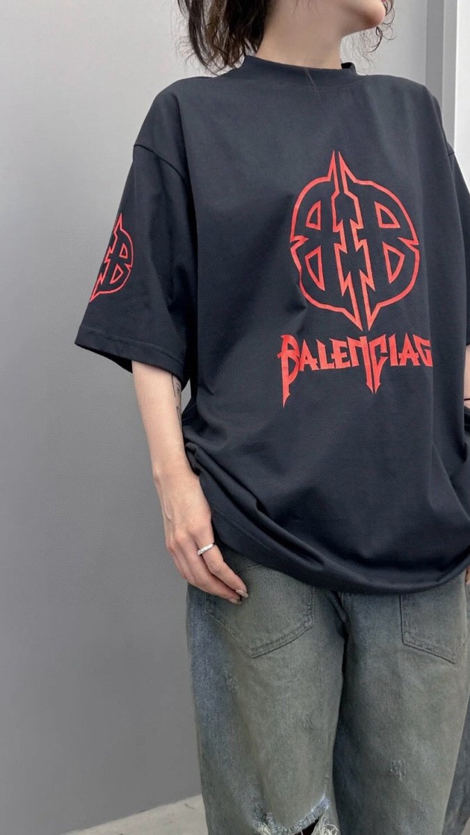 T-shirt Balenciaga à logo gothique (noir)