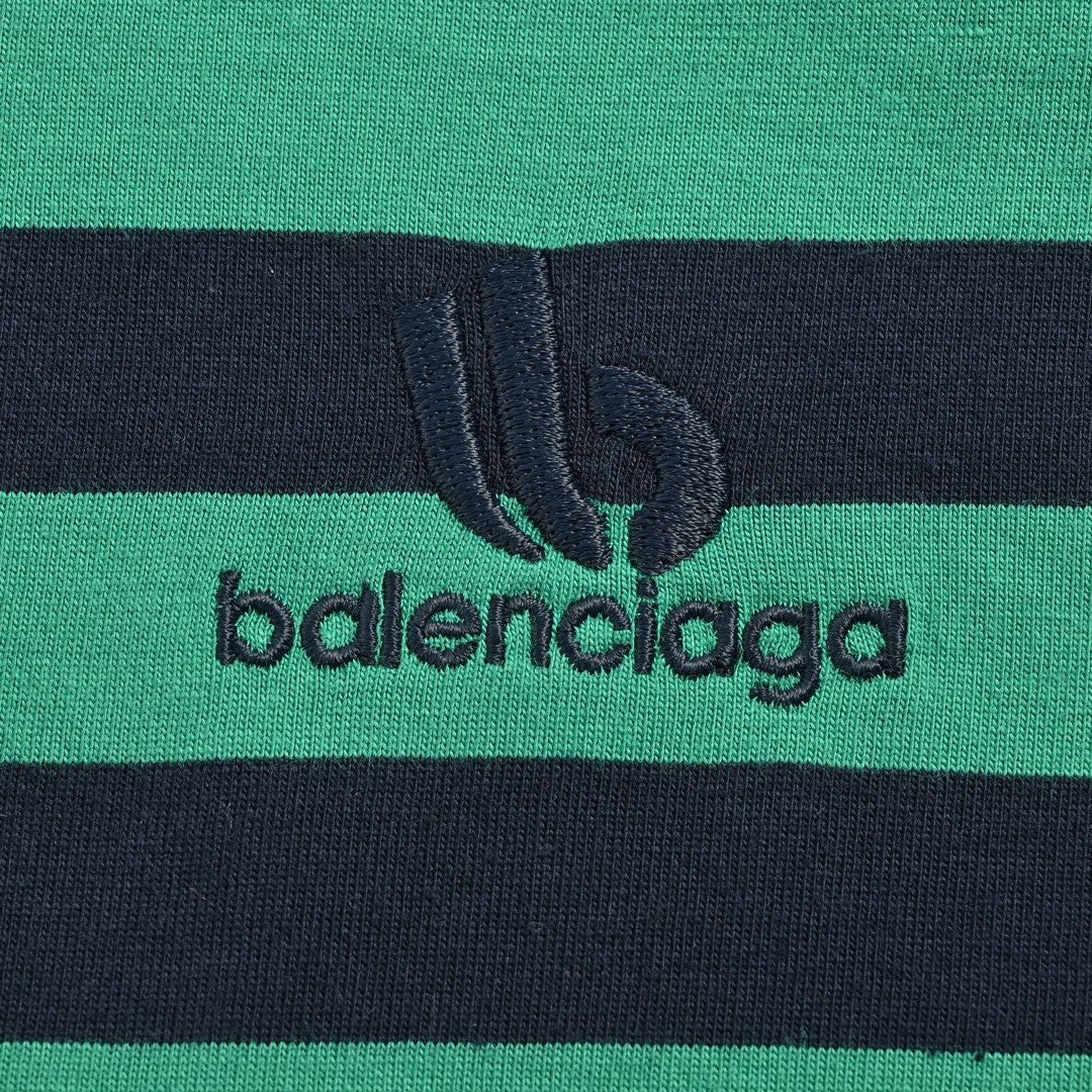 T-shirt rayé vert et noir Balenciaga