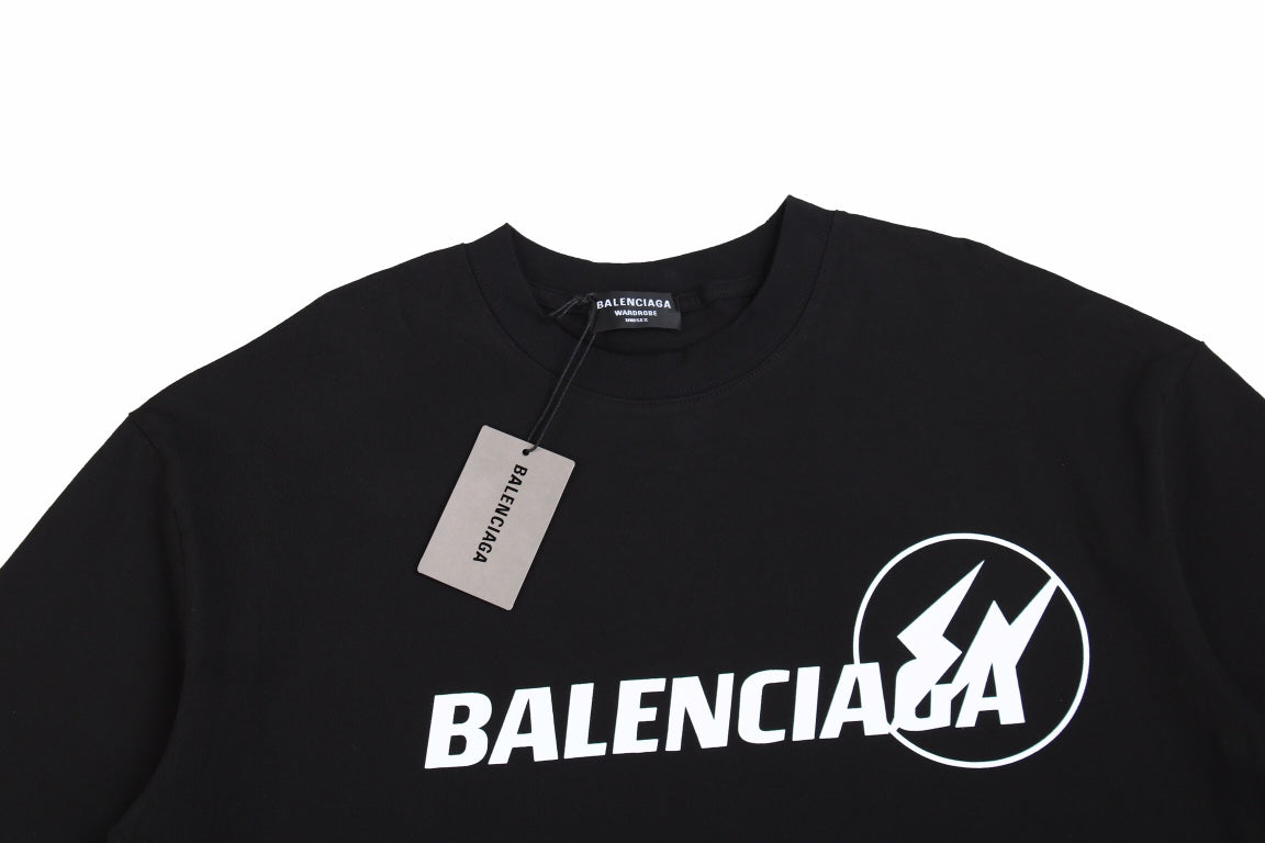 T-SHIRT NOIR À LOGO BALENCIAGA