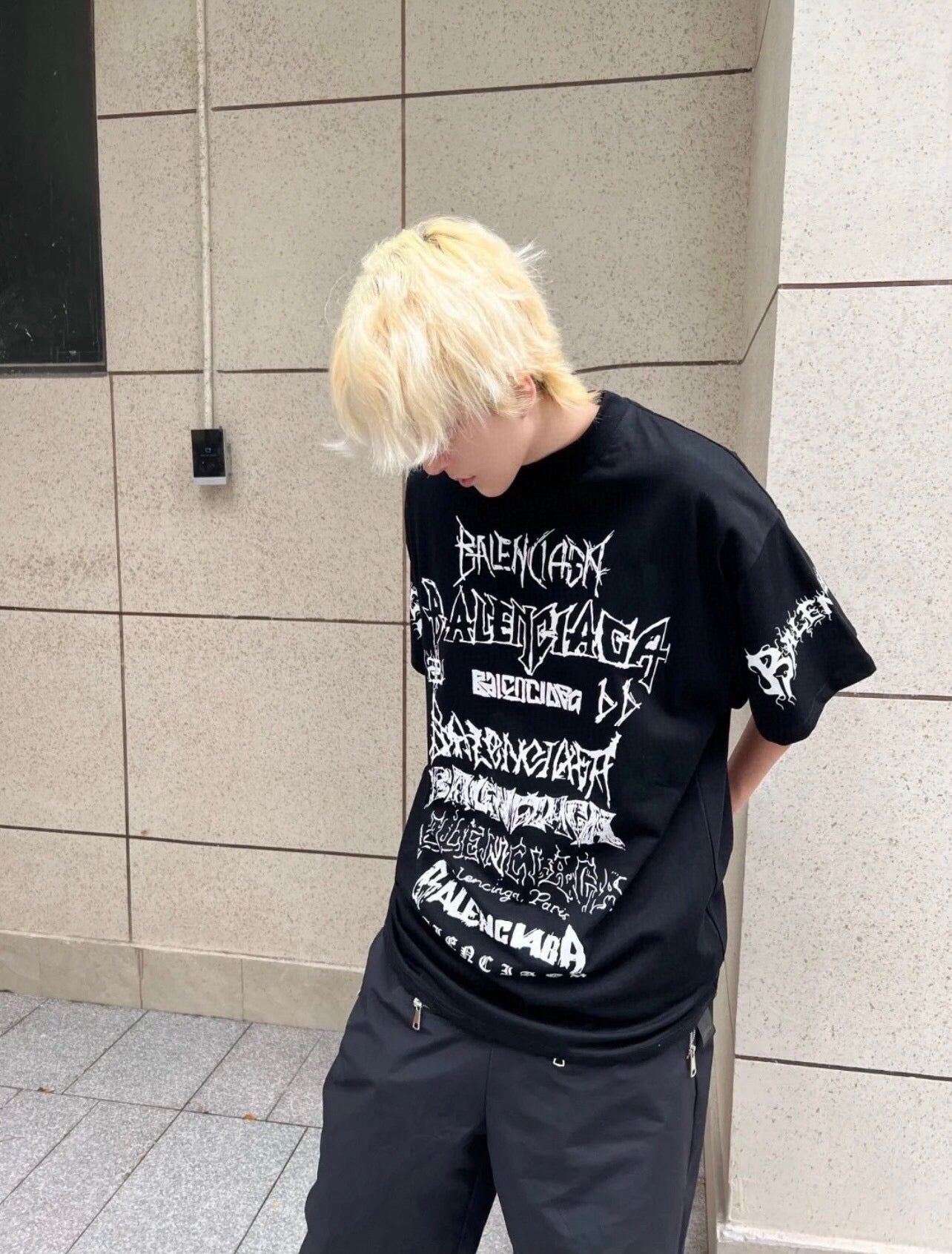 T-shirt Balenciaga multi-logos (noir)