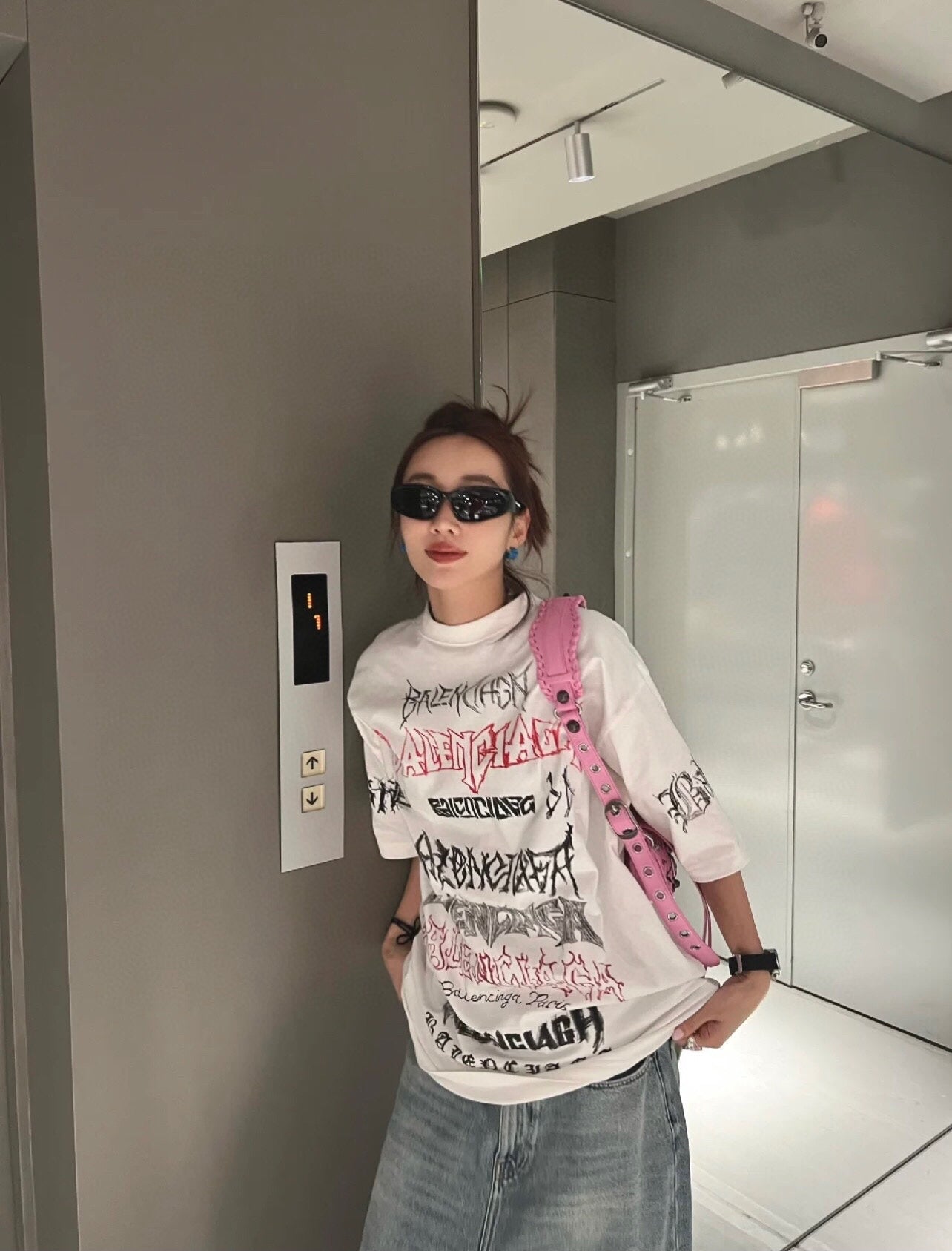 T-shirt Balenciaga Multi-Logo (Blanc)