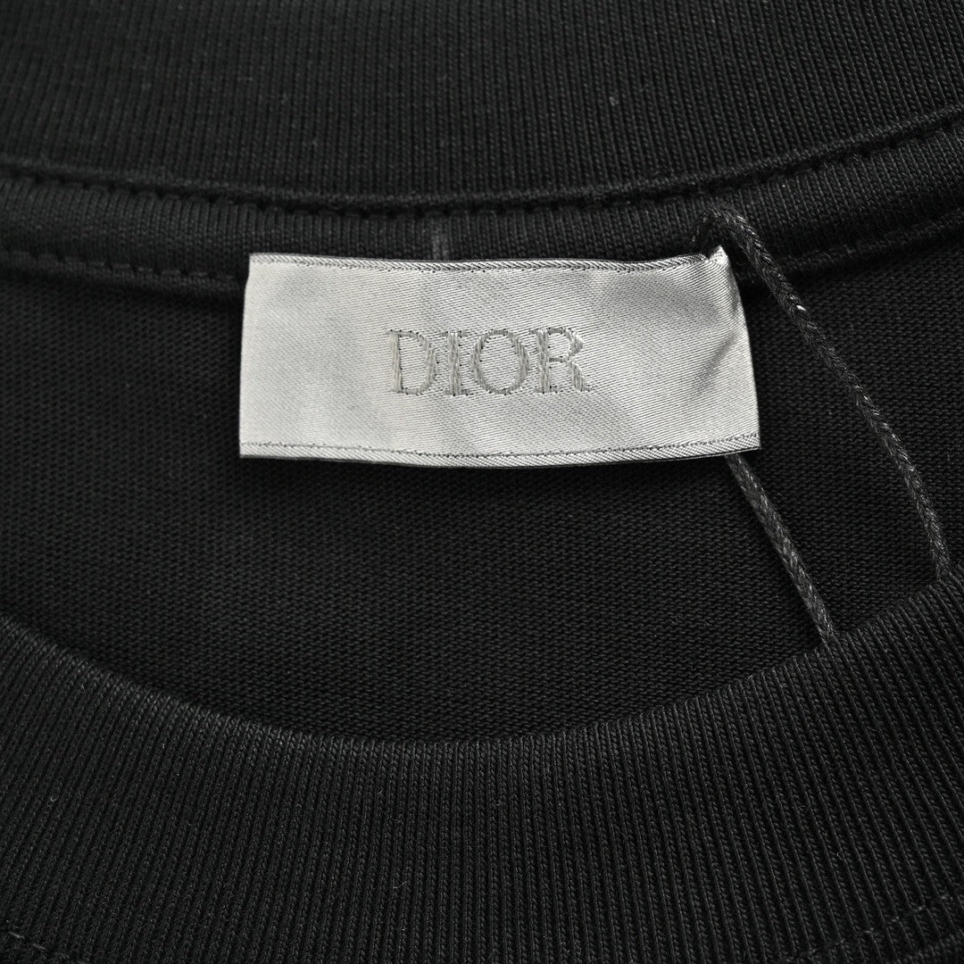 T-shirt noir Dior avec logo épingle de sûreté
