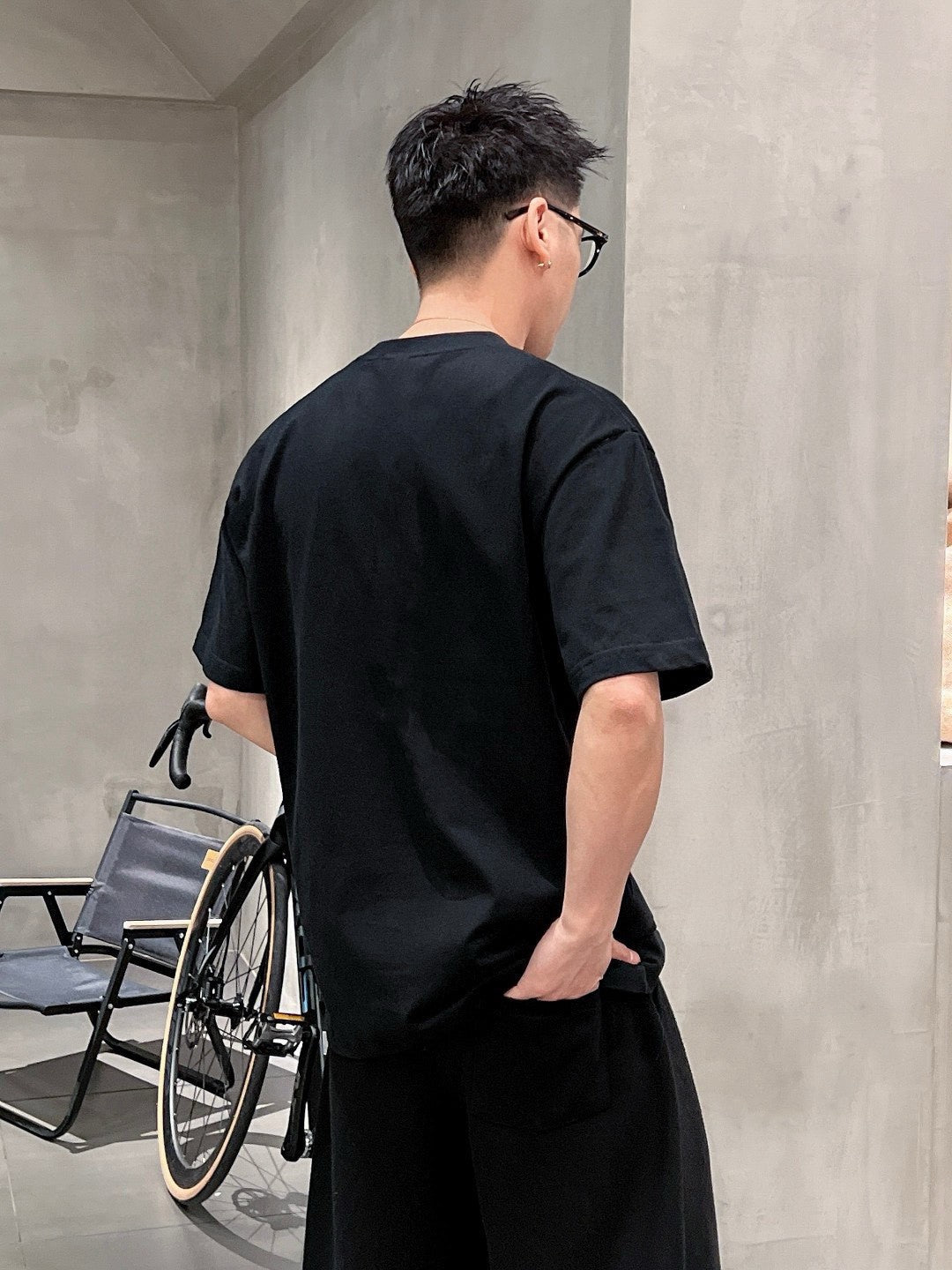 T-shirt Dior à motif griffonné (noir)