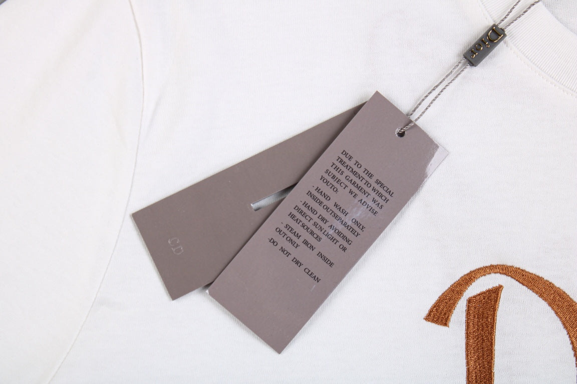 T-shirt Dior à logo script (blanc)