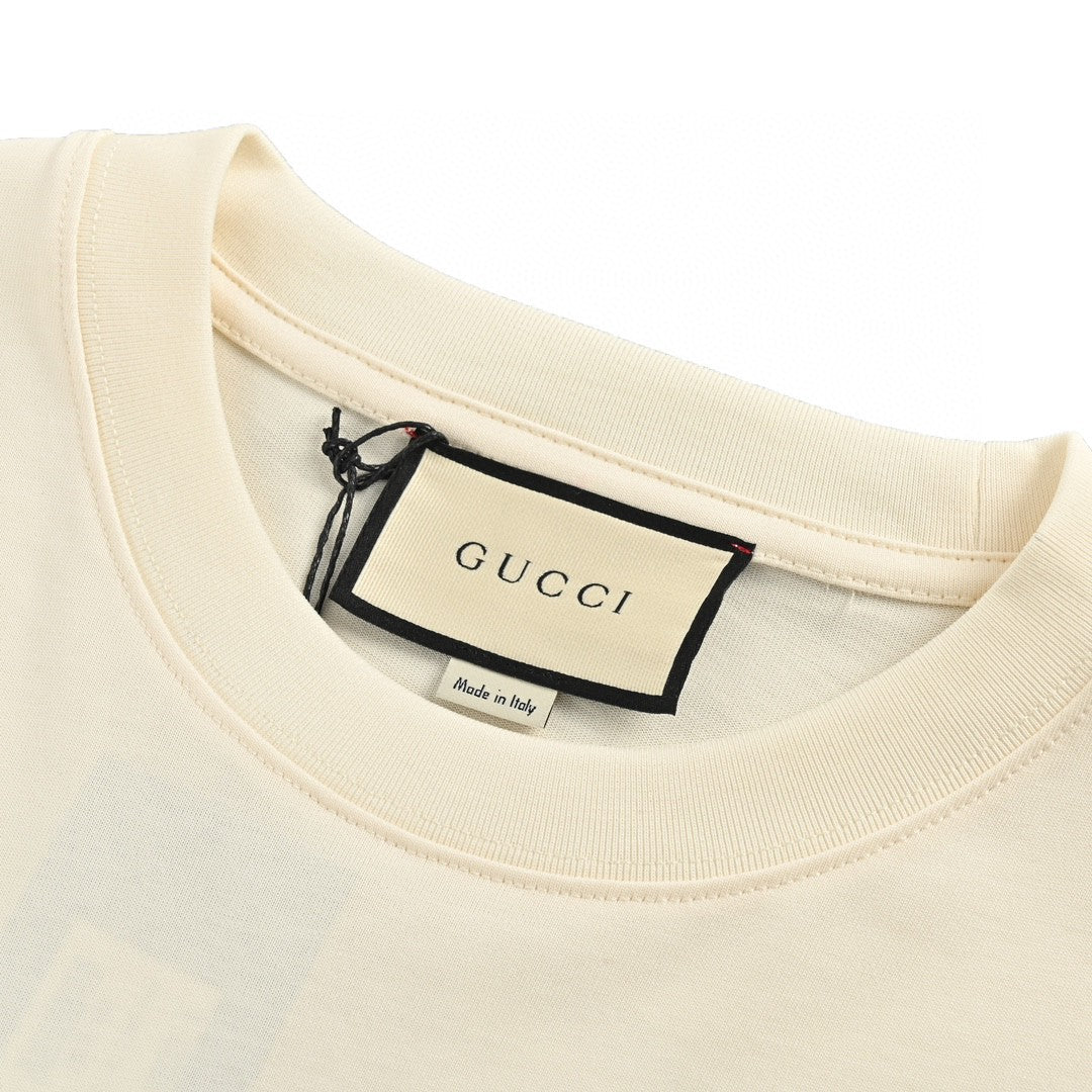 T-shirt graphique Gucci 1921 (Beige)