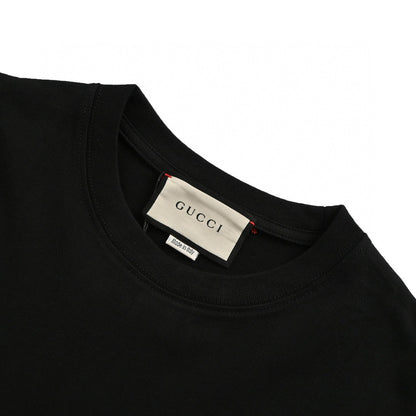 T-shirt noir Gucci à motif cœur