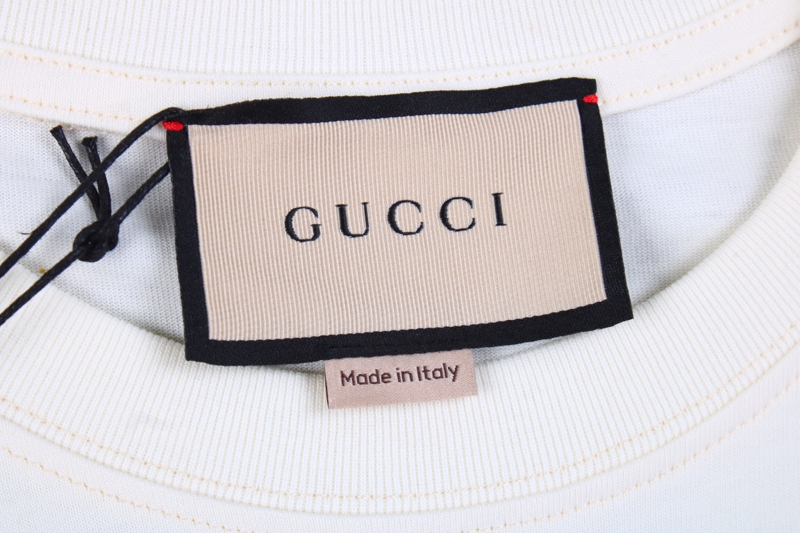 T-shirt Gucci « Je suis trop Gucci pour tes problèmes »