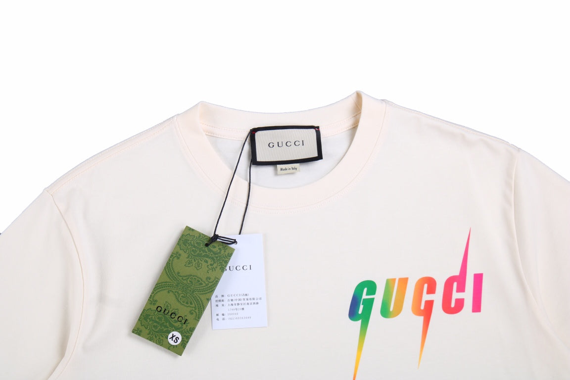 T-shirt Gucci à logo éclair (crème)