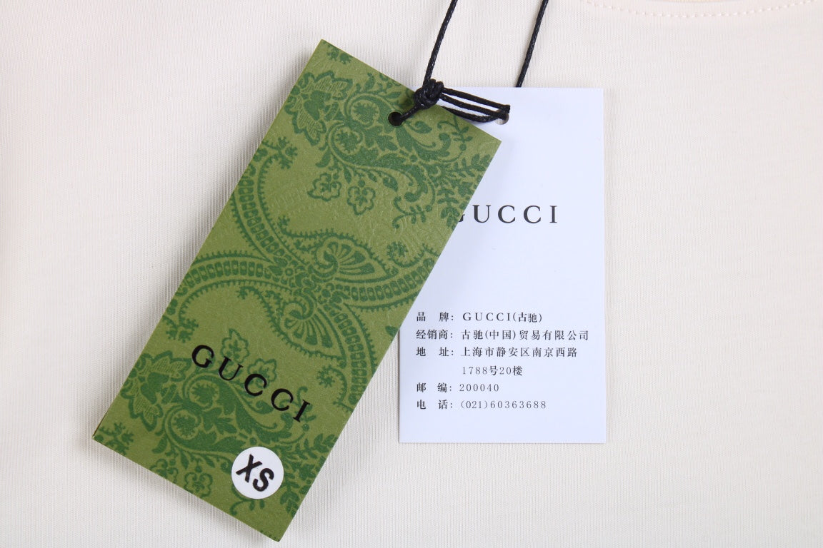 T-shirt Gucci à logo éclair (crème)