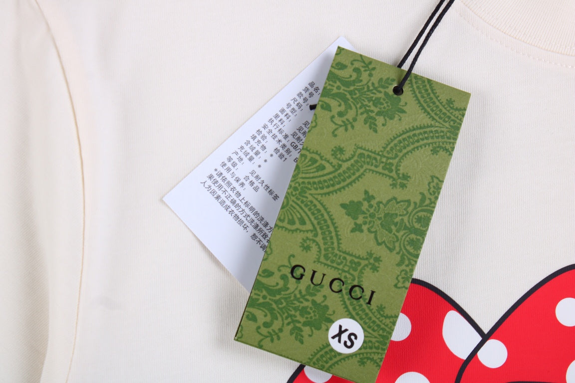 T-shirt Gucci à motif de champignons