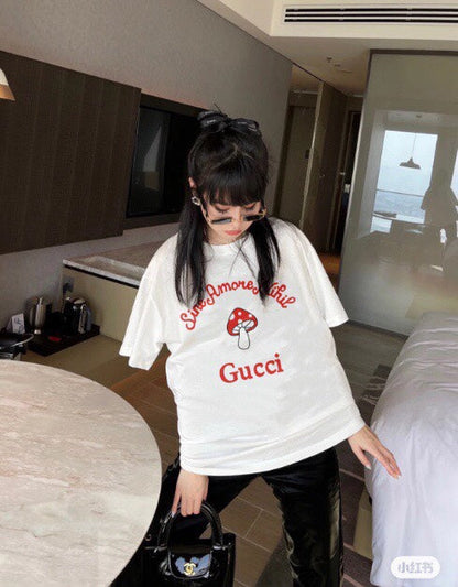 T-shirt Gucci à motif champignon (crème)