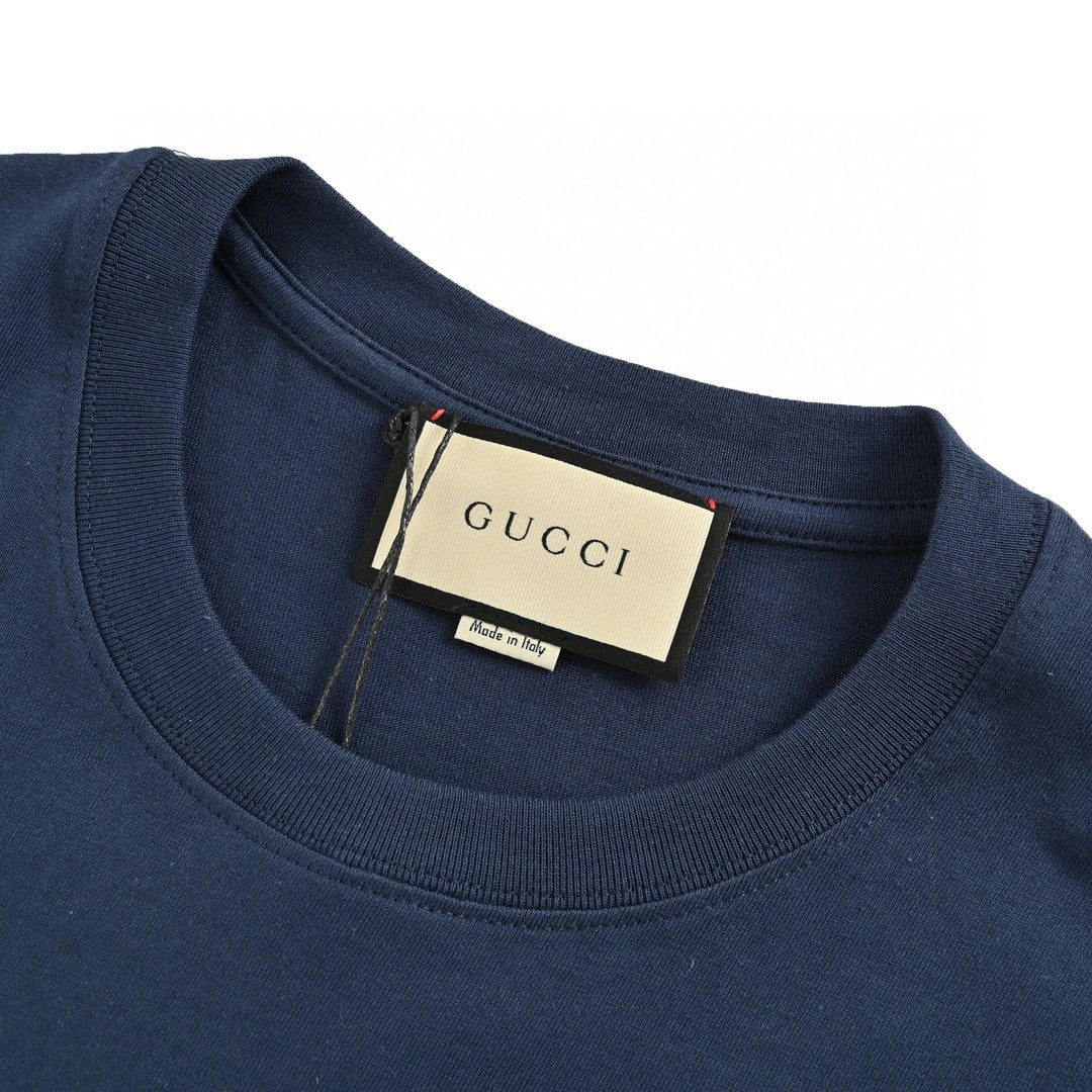 T-shirt Gucci bleu marine avec logo superposé