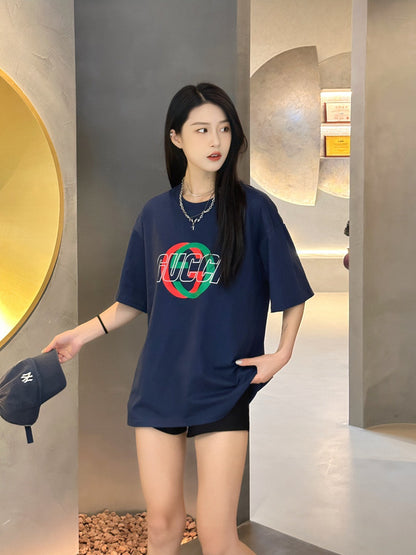 T-shirt Gucci bleu marine avec logo superposé