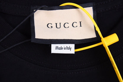 T-shirt Gucci avec villes brodées
