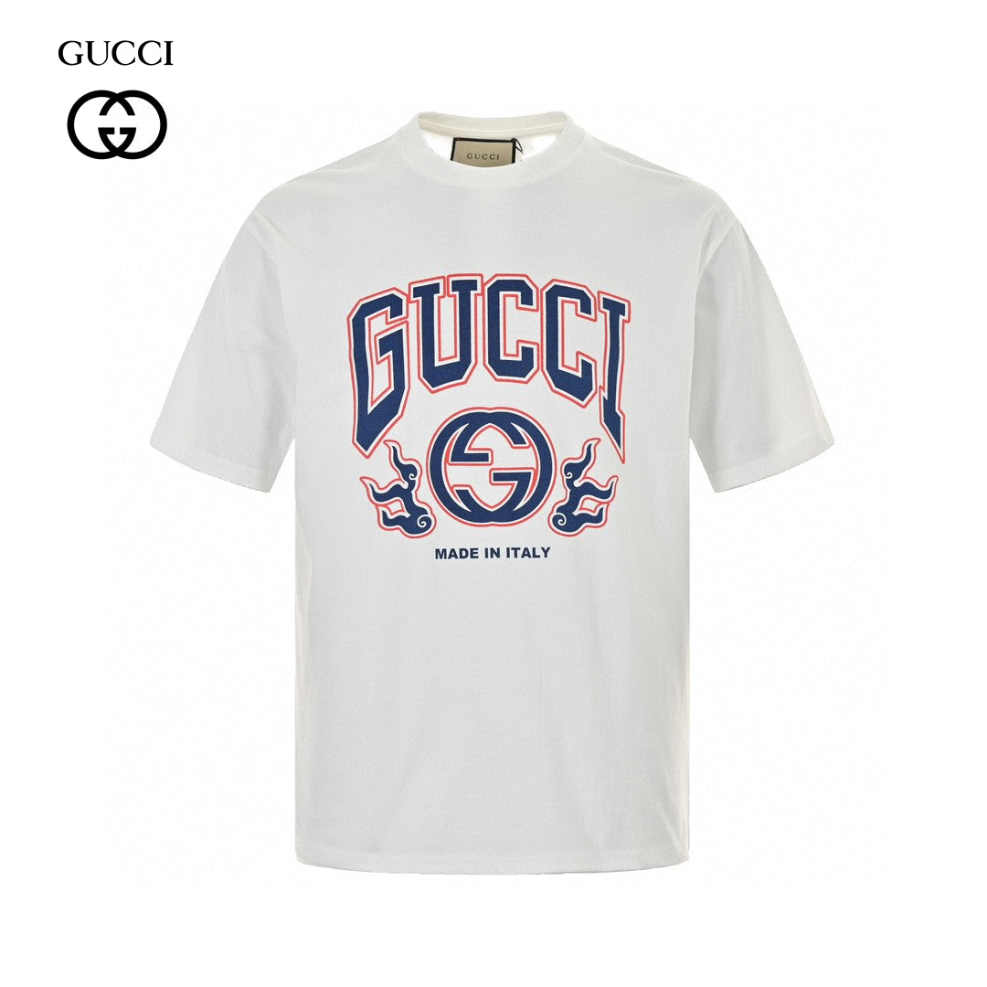 T-shirt blanc Gucci avec logo audacieux