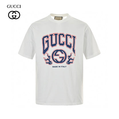 T-shirt blanc Gucci avec logo audacieux