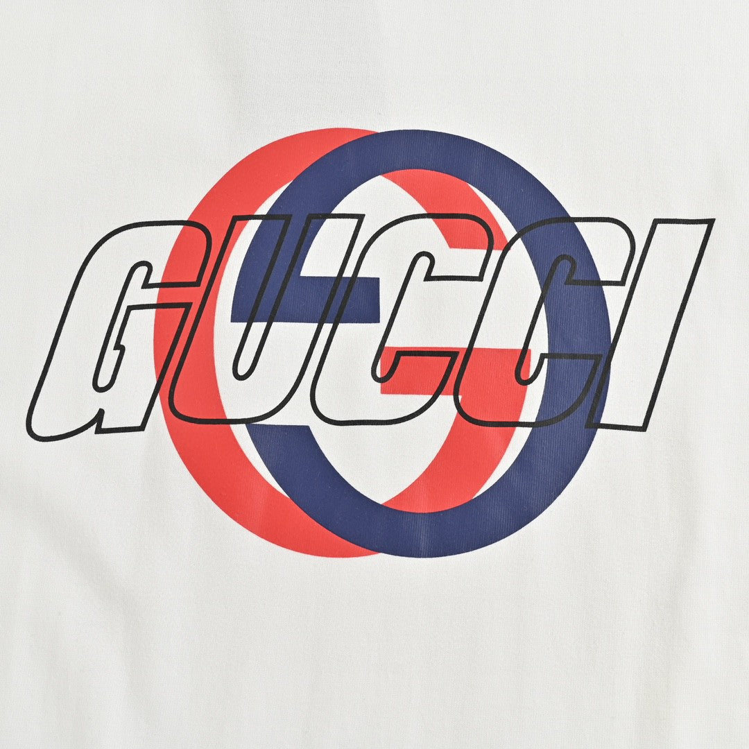 T-shirt blanc Gucci avec logo superposé