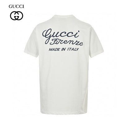 T-shirt blanc Gucci avec logo en écriture cursive