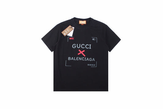 T-shirt issu de la collaboration Gucci x Balenciaga
