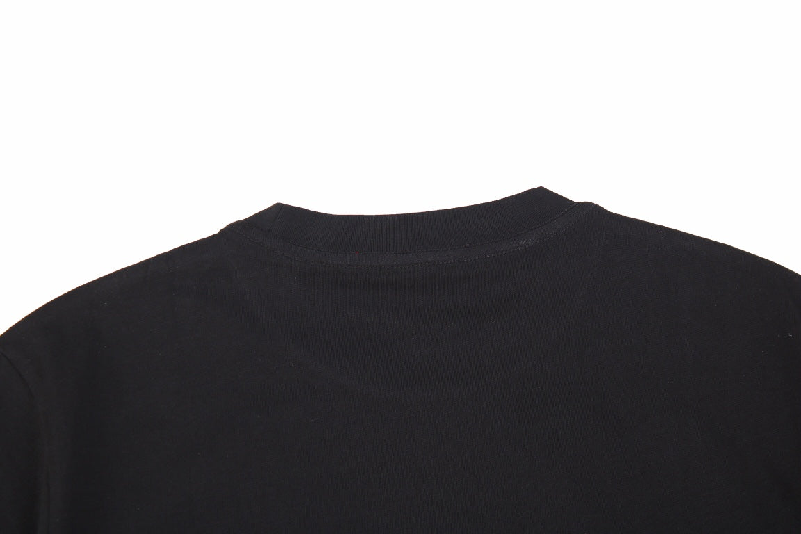 T-shirt issu de la collaboration Gucci x Balenciaga