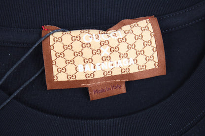 T-shirt issu de la collaboration Gucci x Balenciaga