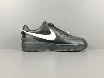 AIR FORCE 1 x AMBUSH NOIR