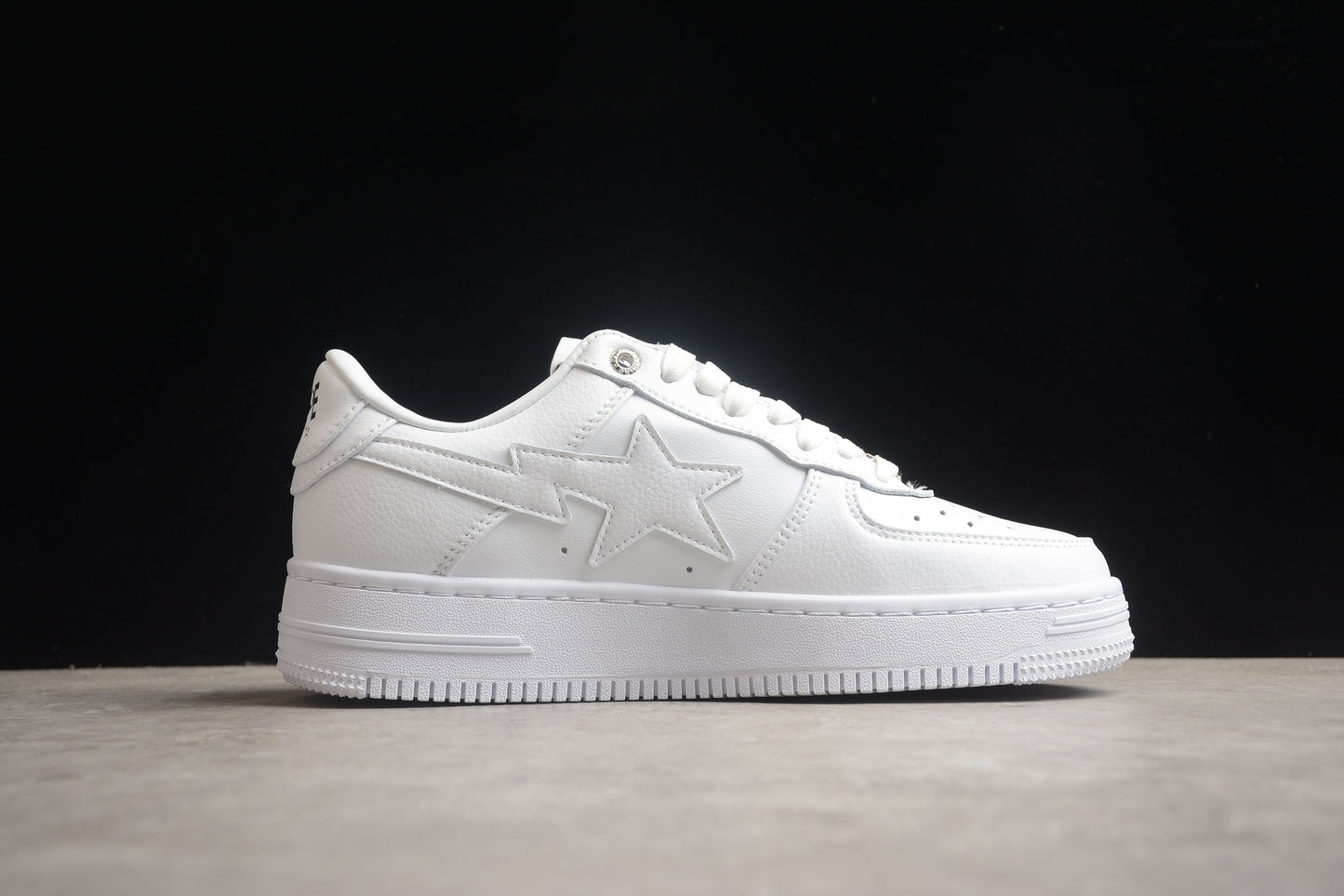 Baskets basses BAPE STA entièrement blanches