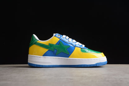 Baskets basses BAPE STA vertes, bleues et jaunes