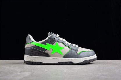 Baskets basses BAPE STA grises et vert fluo