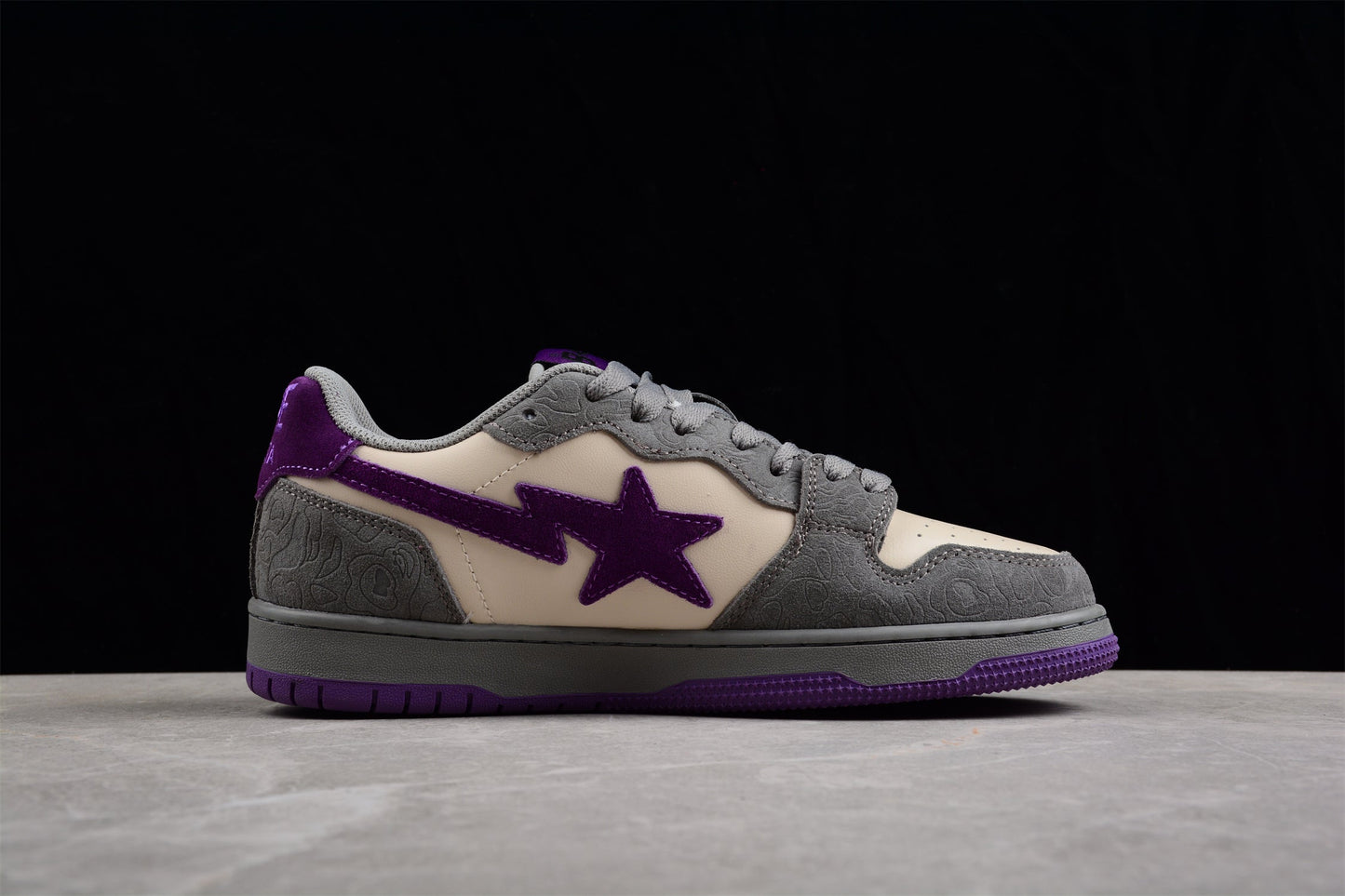 Baskets basses BAPE STA grises et violettes