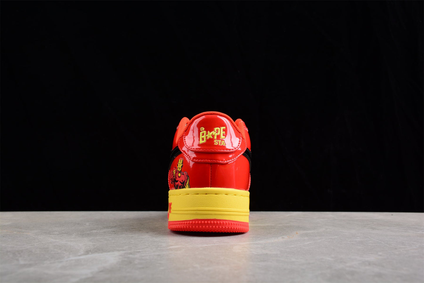 Baskets basses BAPE STA édition Iron Man rouge et jaune