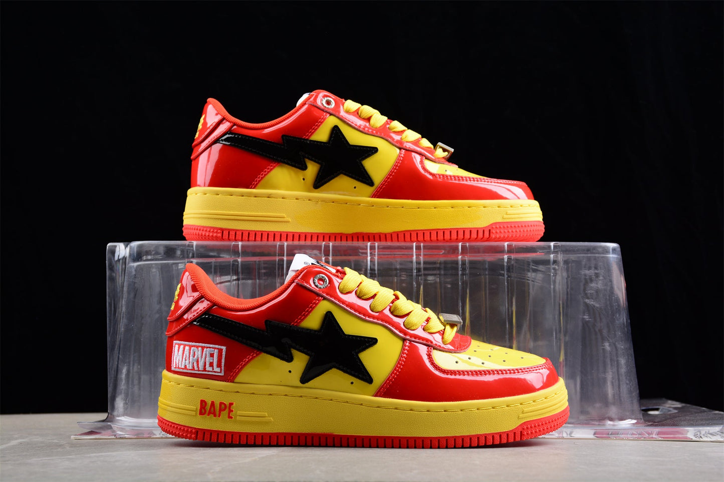 Baskets basses BAPE STA édition Iron Man rouge et jaune