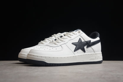 Baskets basses BAPE STA blanches et noires
