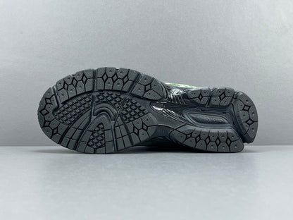 JJJJOUND x NEW BALANCE 2002R GORE-TEX PINE