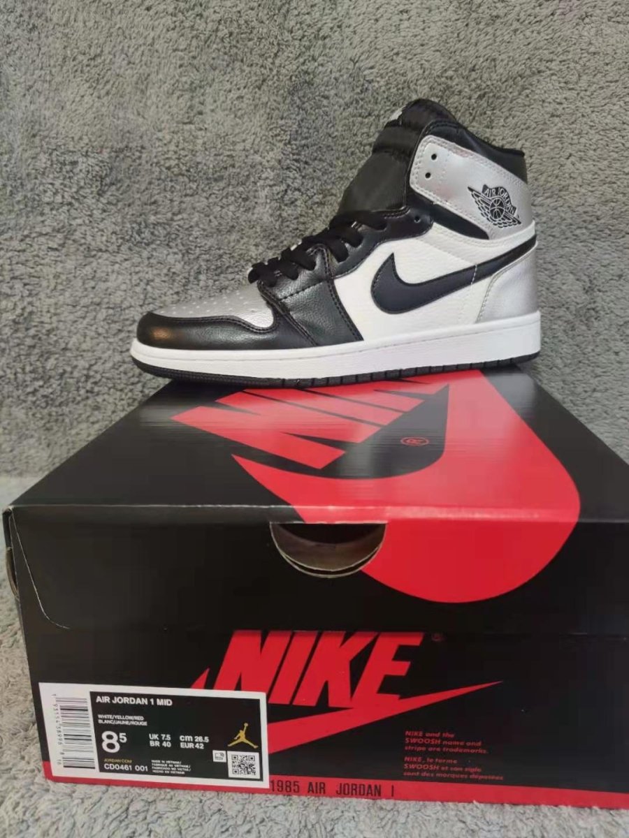 JORDAN 1 HIGH x SILVER TOE