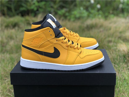 JORDAN 1 MID x UNIVERSITY GOLD NOIR 