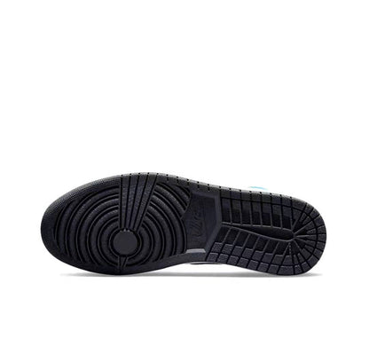 JORDAN 1 RETRO HIGH OG x PROTOTYPE