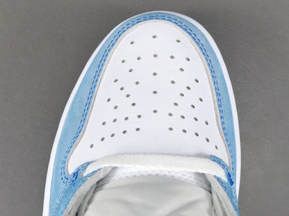 JORDAN 1 RETRO HIGH x HYPER ROYALE SMOKE GREY