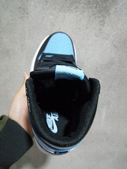 JORDAN 1 RETRO HIGH x UNC BREVET 