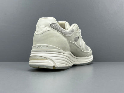 STONE ISLAND x 991v2 FABRIQUÉ EN ANGLETERRE GHOST PACK BEIGE