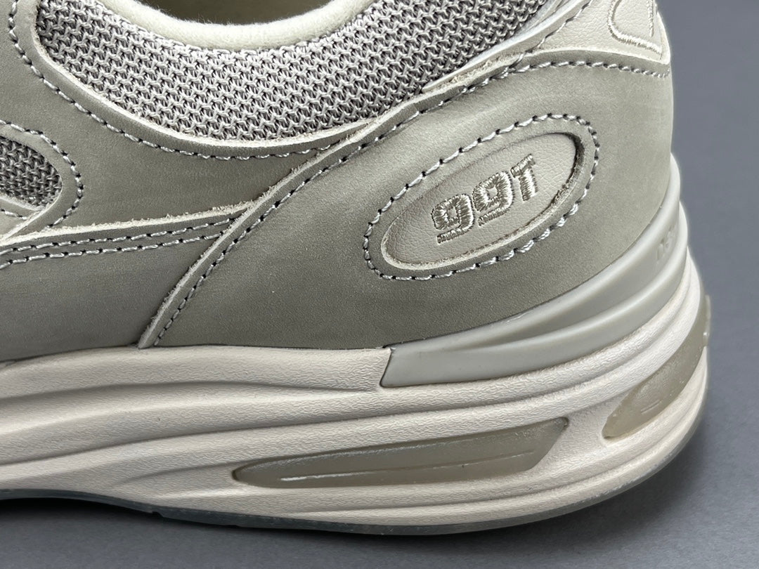 STONE ISLAND x 991v2 FABRIQUÉ EN ANGLETERRE GHOST PACK BEIGE