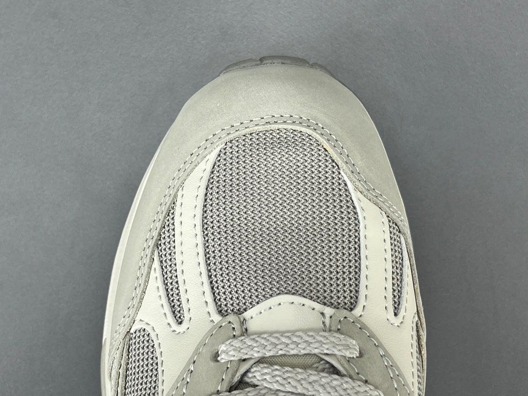 STONE ISLAND x 991v2 FABRIQUÉ EN ANGLETERRE GHOST PACK BEIGE