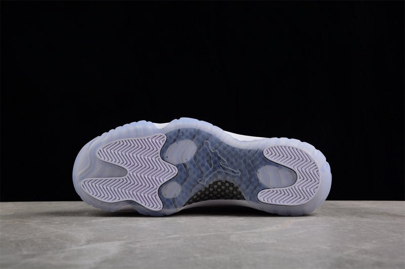 AIR JORDAN 11 RETRO 25E ANNIVERSAIRE BLANC/GRIS