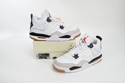 Air Jordan 4 Blanc Noir