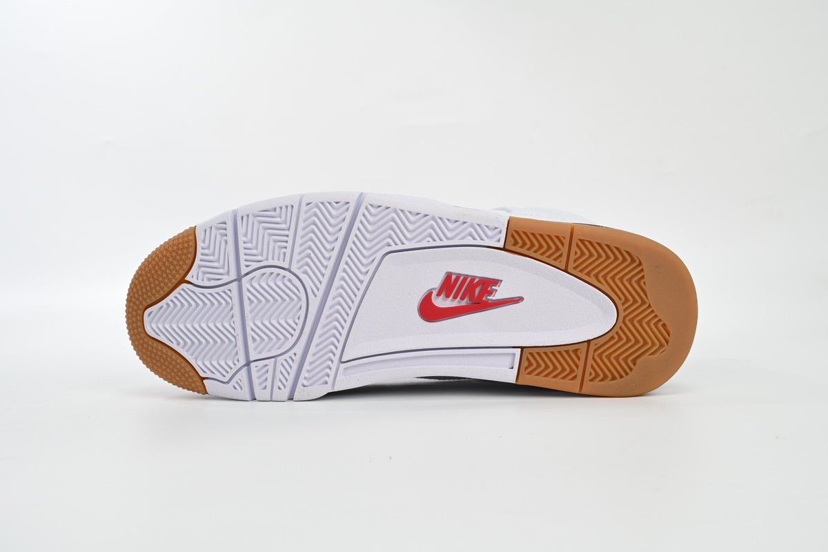 Air Jordan 4 Blanc Noir