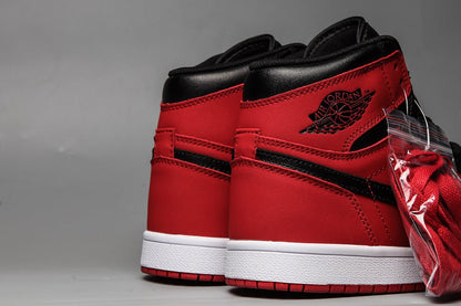 JORDAN 1 MID x GYM ROUGE NOIR 