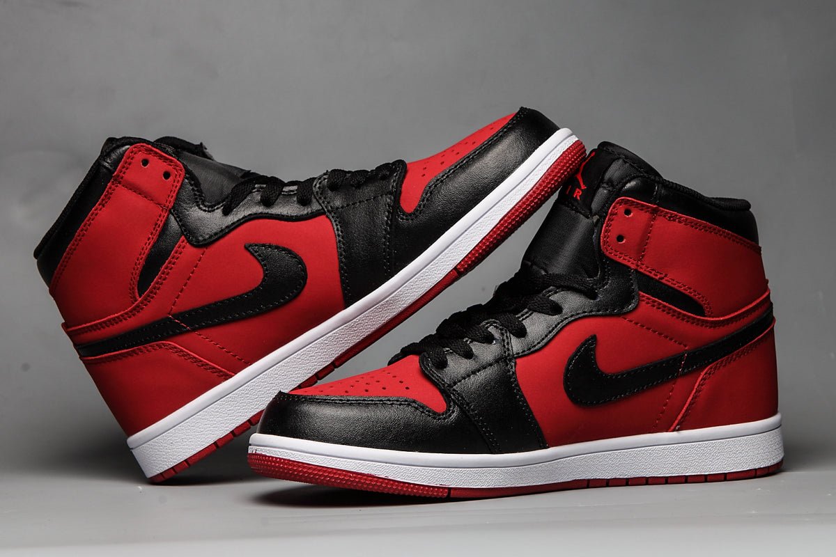 JORDAN 1 MID x GYM ROUGE NOIR 