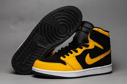 JORDAN 1 MID x REVERSE NEW LOVE 