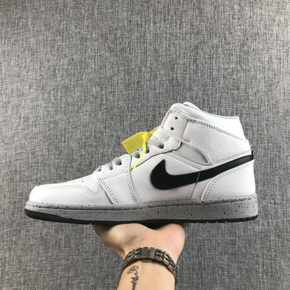 JORDAN 1 MID x CIMENT BLANC 