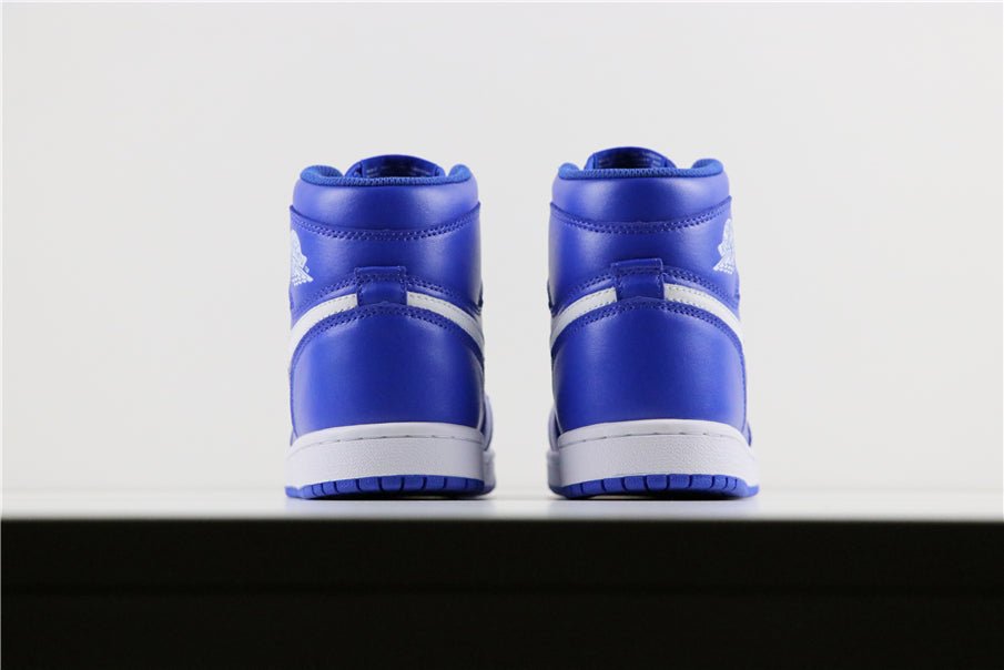 JORDAN 1 RETRO HIGH x HYPER ROYAL 
